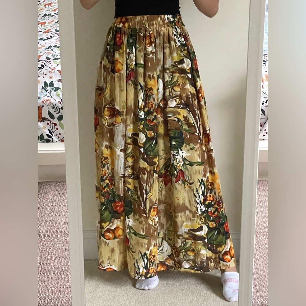 Balinger’s Gold Flowy Maxi Skirt | Size M